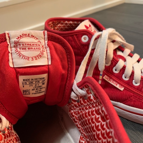 Rare Original Adidas Red Corduroy Sneakers - Picture 6 of 6